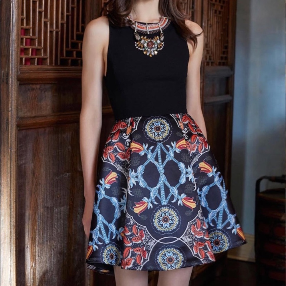 Alice + Olivia Kourtney Box Pleat Baroque Dress